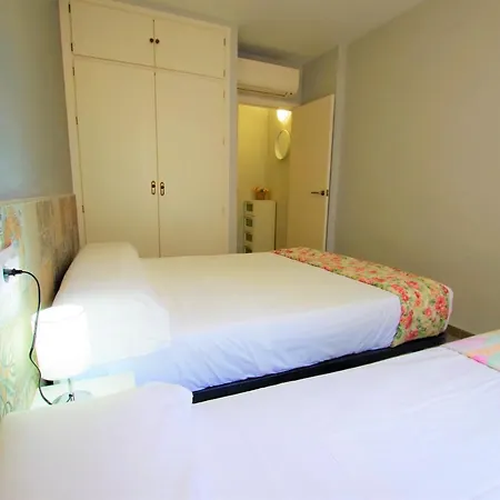 V&v Lloret- Blanc Precioso Con Piscina Comunitaria Y Aire Acondicionado Льорет-де-Мар