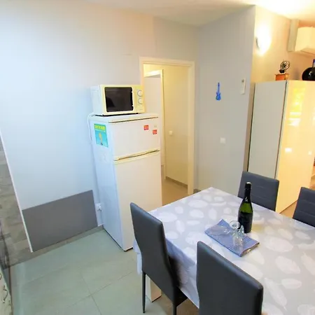 V&v Lloret- Blanc Precioso Con Piscina Comunitaria Y Aire Acondicionado Apartamento